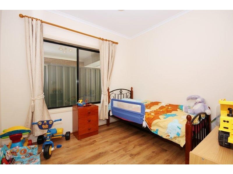 13 Heard Avenue, Mawson Lakes SA 5095