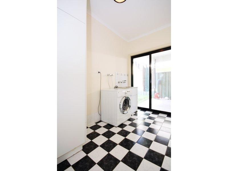 13 Heard Avenue, Mawson Lakes SA 5095