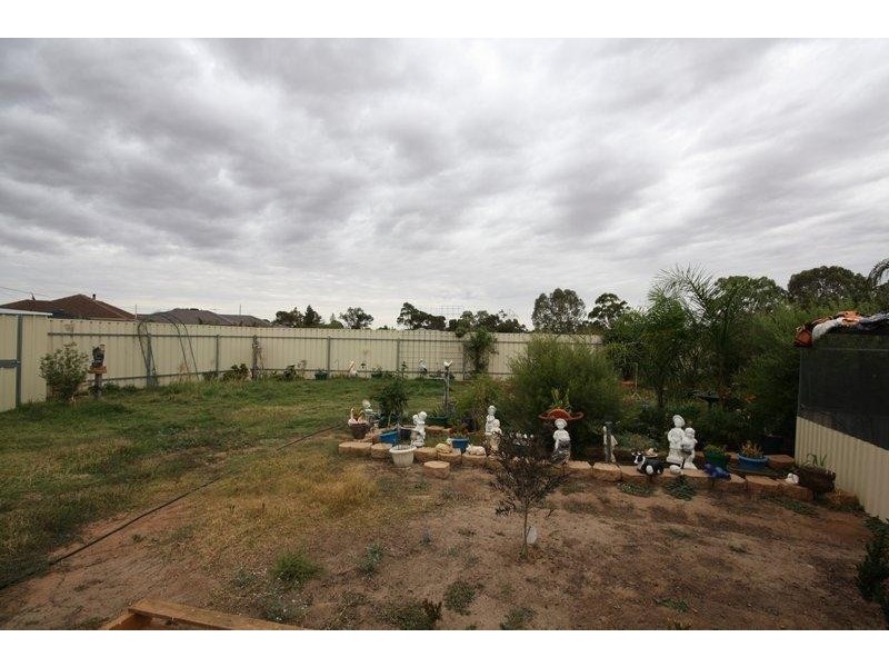 7 Railway Crescent, Evanston SA 5116