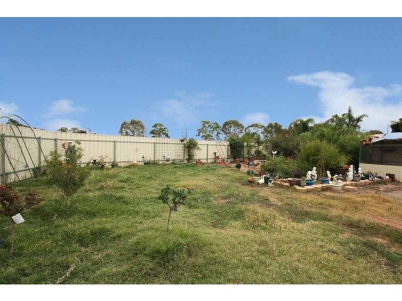 7 Railway Crescent, Evanston SA 5116