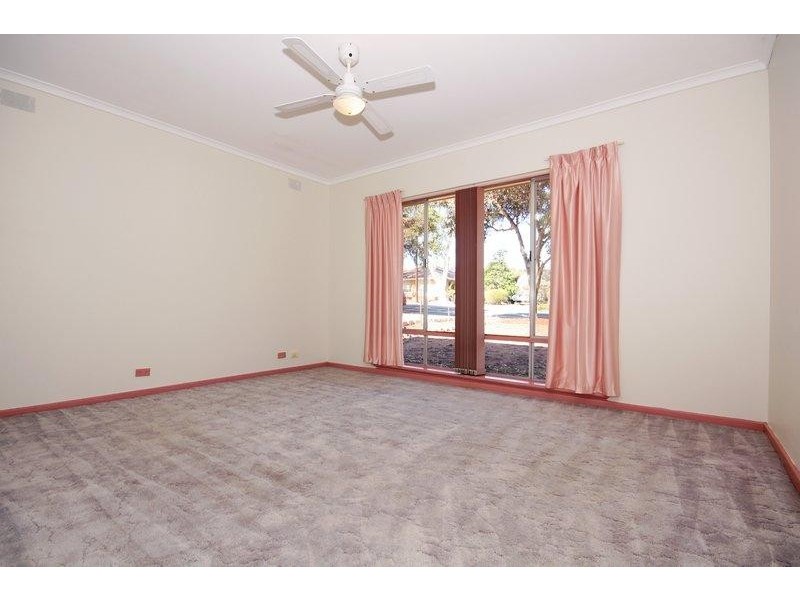 19 Black Top Road, Hillbank SA 5112