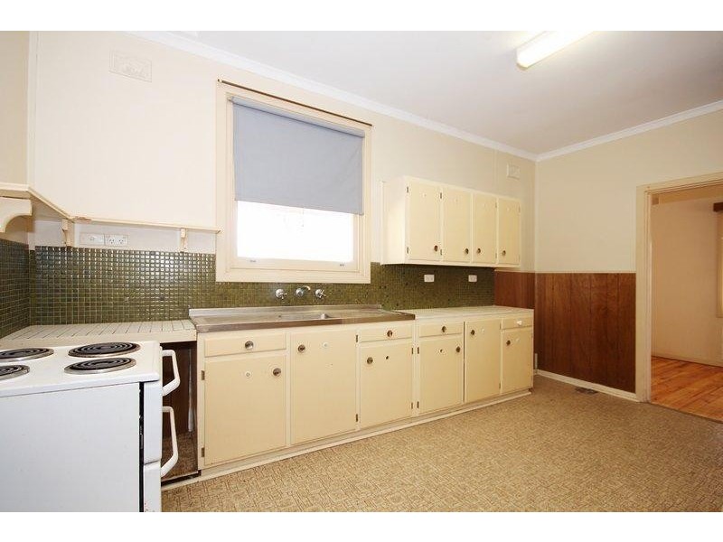 225 Midway Road, Elizabeth Downs SA 5113