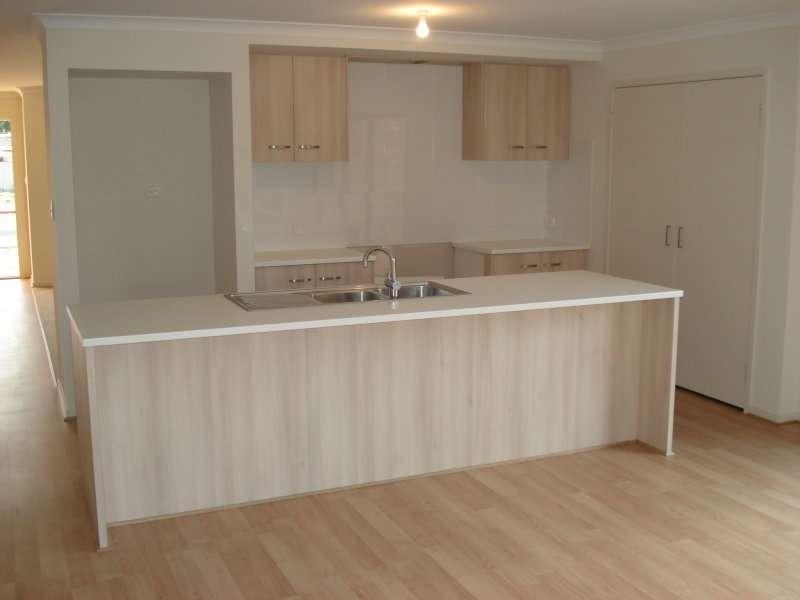 2 Overlander Way, Smithfield SA 5114