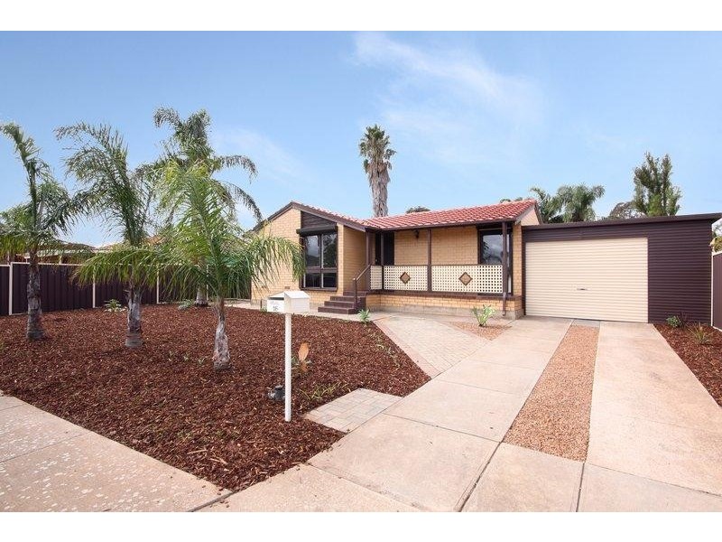 16 Fuller Crescent, Elizabeth East SA 5112