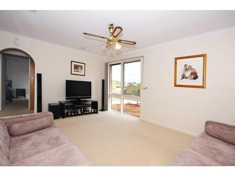 16 Fuller Crescent, Elizabeth East SA 5112