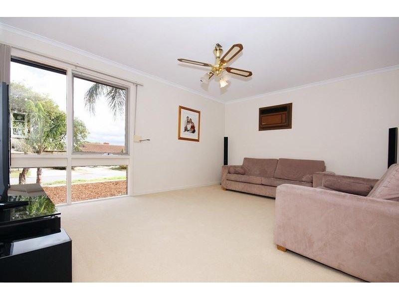 16 Fuller Crescent, Elizabeth East SA 5112