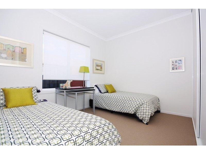 7 Lakeside Drive, Andrews Farm SA 5114