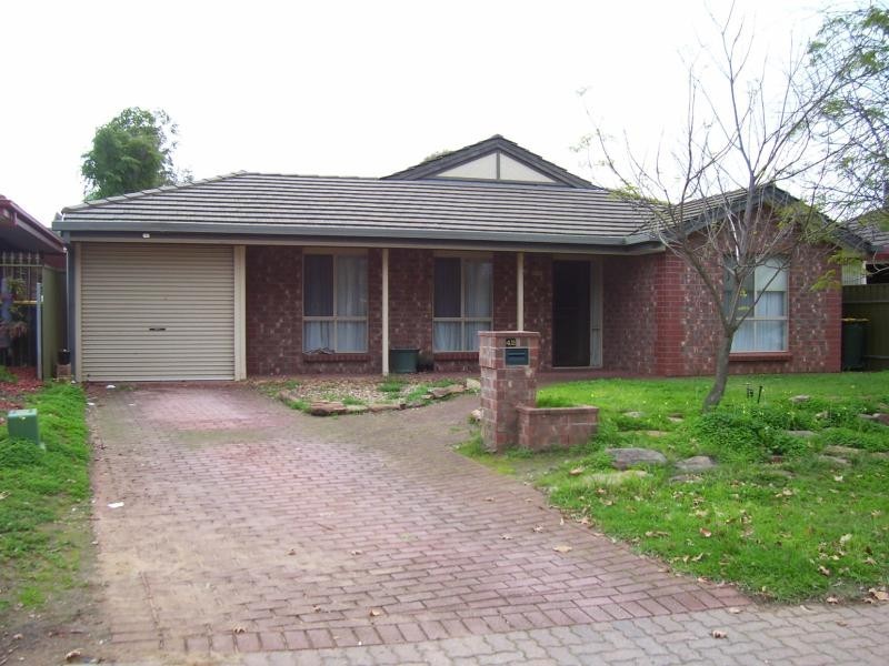 42 Leicester Grove, Andrews Farm SA 5114