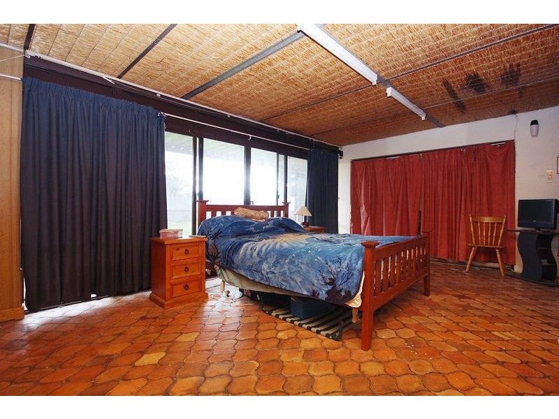 4 Marleycombe Road, Elizabeth Vale SA 5112