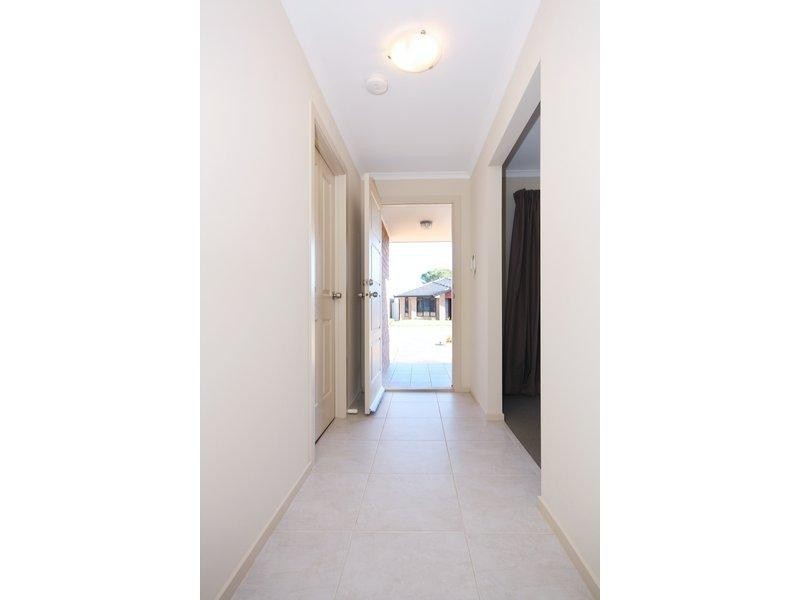 39 Strathaird Boulevard, Smithfield SA 5114