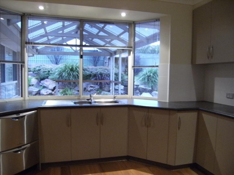 27 Falcon Drive, Hewett SA 5118