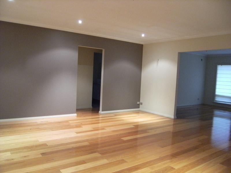 27 Falcon Drive, Hewett SA 5118