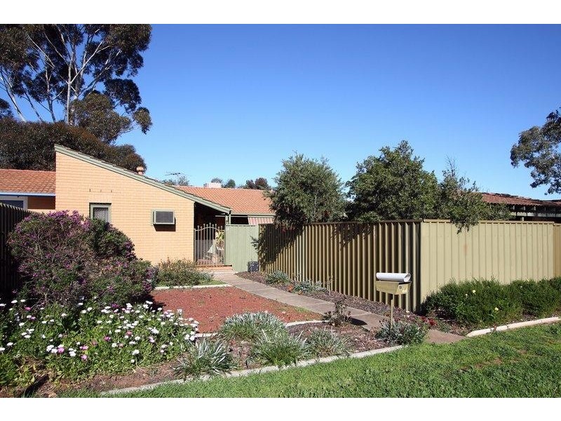 18 Ifould Road, Elizabeth Park SA 5113