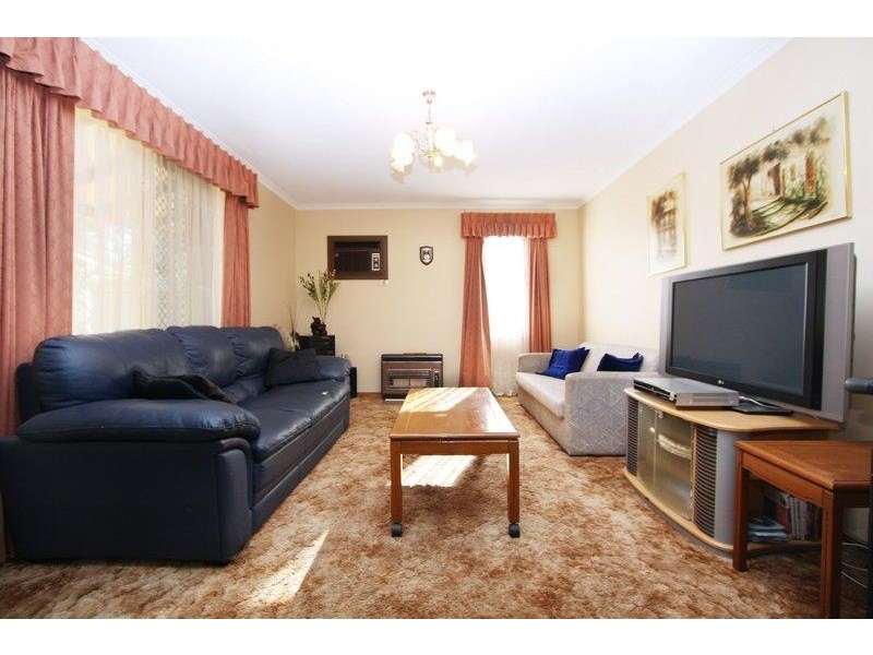 18 Ifould Road, Elizabeth Park SA 5113