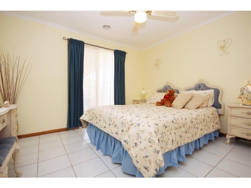 35 Jones Crescent, Elizabeth East SA 5112