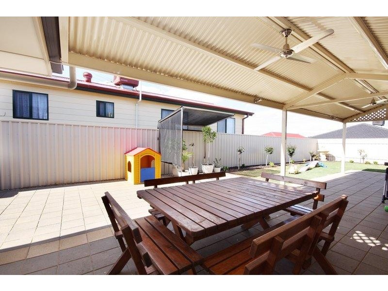 13 Lakeland Road, Munno Para West SA 5115