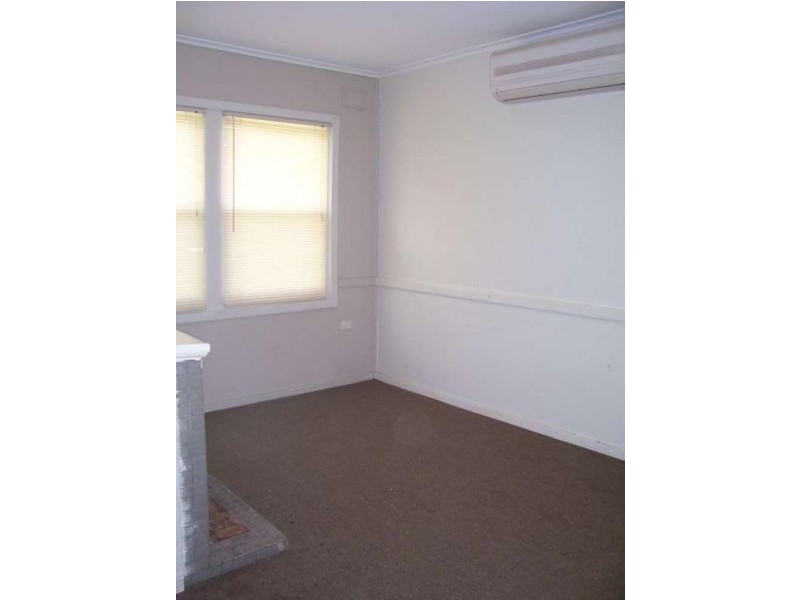 15 Wilkins Road, Elizabeth Downs SA 5113