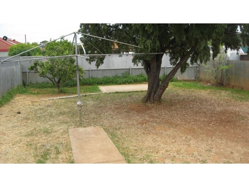 20 Winterbourne Road, Elizabeth Vale SA 5112