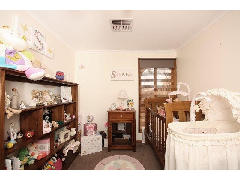 11 Amberdale Road, Blakeview SA 5114