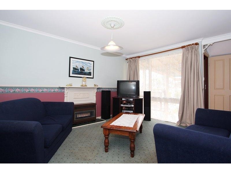 18 Fuller Crescent, Elizabeth East SA 5112