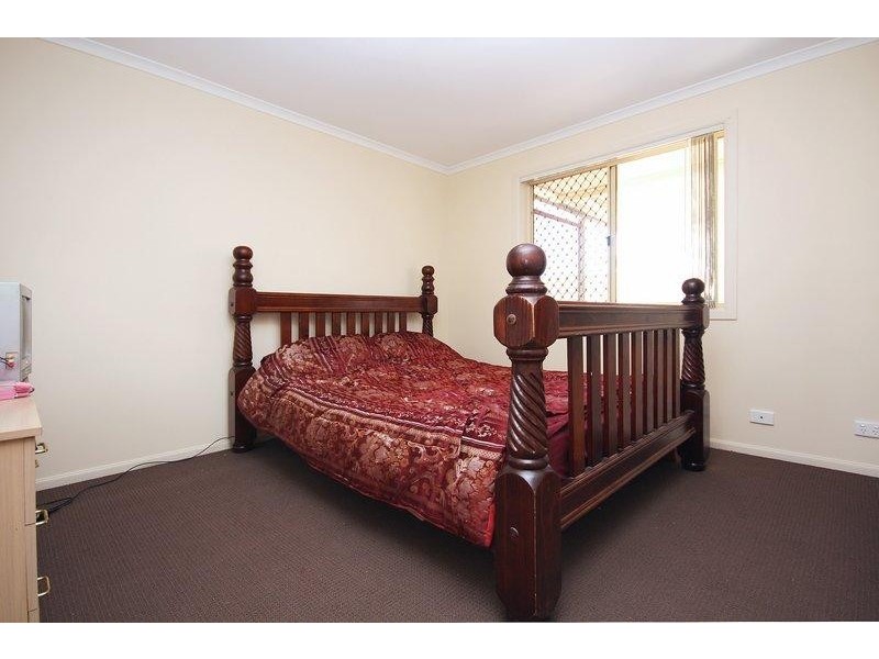 16 Moulds Crescent, Smithfield SA 5114