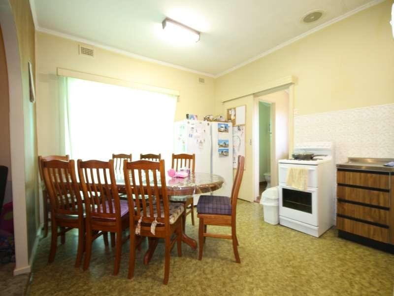 12 Hawk Street, Elizabeth Park SA 5113
