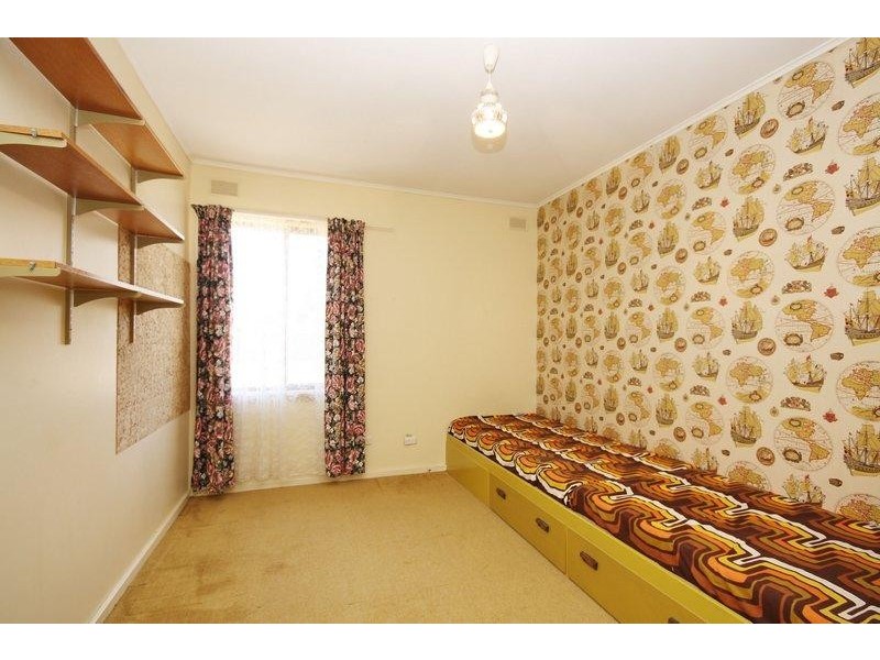 14 St. Leonard Crescent, Elizabeth Downs SA 5113