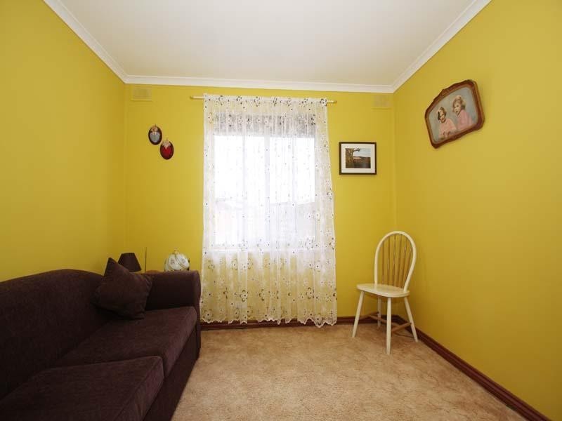 11 St. Albans Road, Evanston Park SA 5116