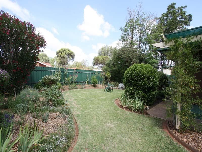 11 St. Albans Road, Evanston Park SA 5116