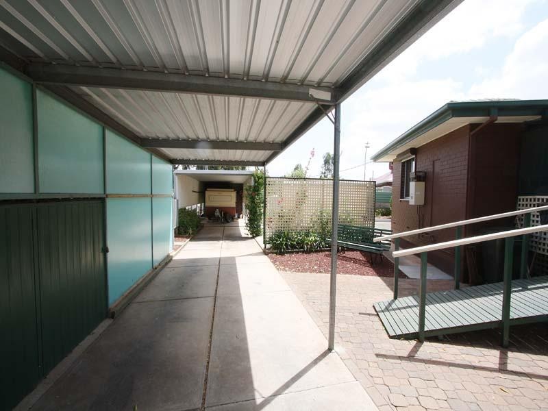 11 St. Albans Road, Evanston Park SA 5116