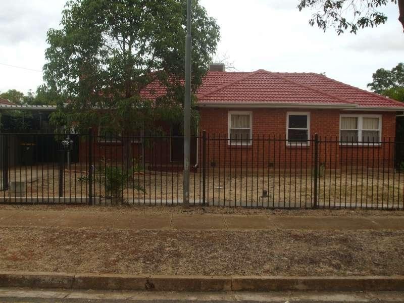 14 McKinlay Street, Elizabeth Downs SA 5113
