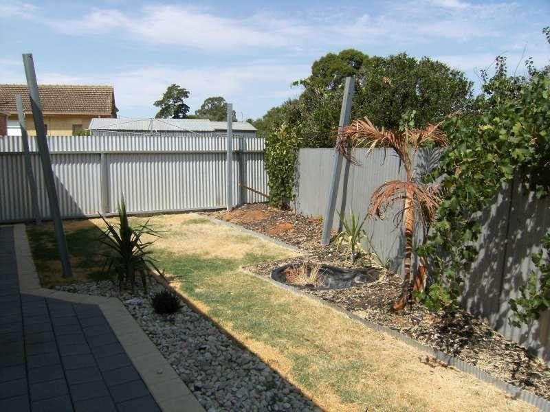 8 A Fletcher Road, Elizabeth East SA 5112