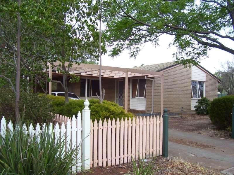 2 Myall Avenue, Munno Para SA 5115