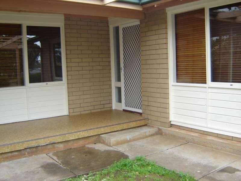 2 Myall Avenue, Munno Para SA 5115