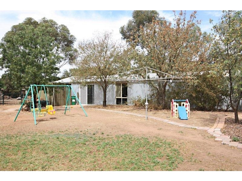 2 Fletcher Road, Lewiston SA 5501