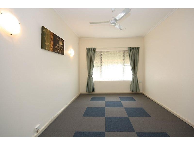 6 Sullivan Road, Elizabeth Park SA 5113