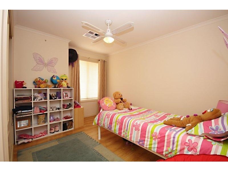 8 Gravity Grove, Munno Para West SA 5115