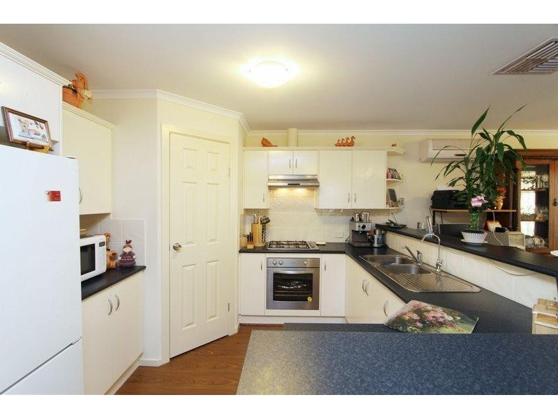 11 Davalan Drive, Munno Para West SA 5115