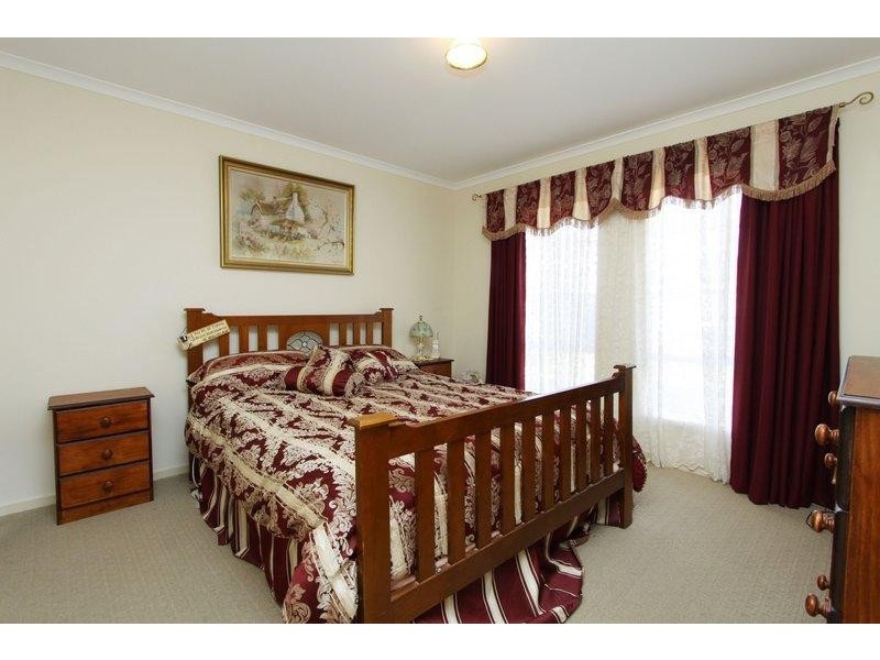 11 Davalan Drive, Munno Para West SA 5115