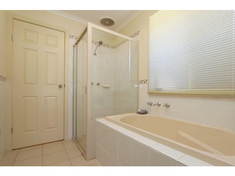 11 Davalan Drive, Munno Para West SA 5115