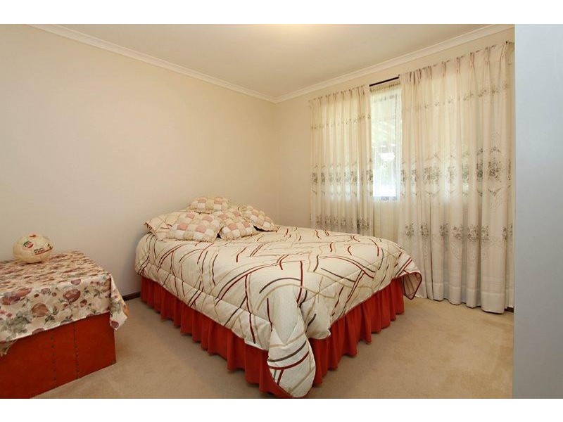 12 Deanna Avenue, Paralowie SA 5108