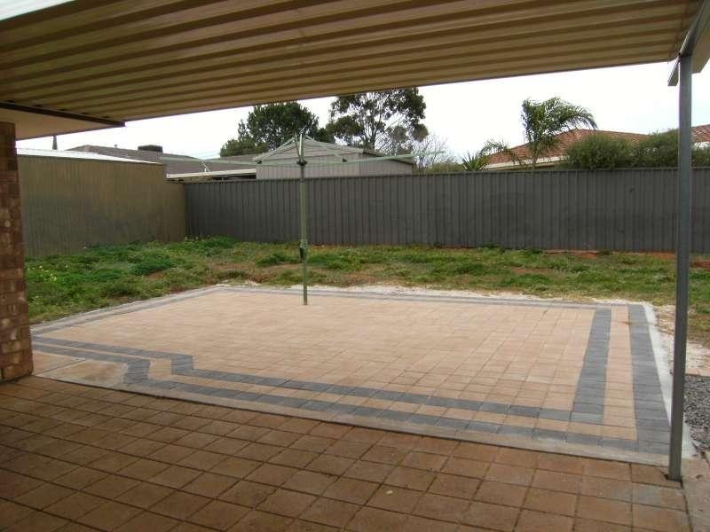 21 Pineridge Drive, Blakeview SA 5114
