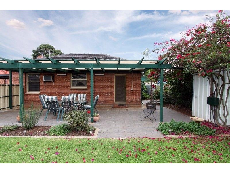 6 Bloomfield Crescent, Elizabeth Downs SA 5113