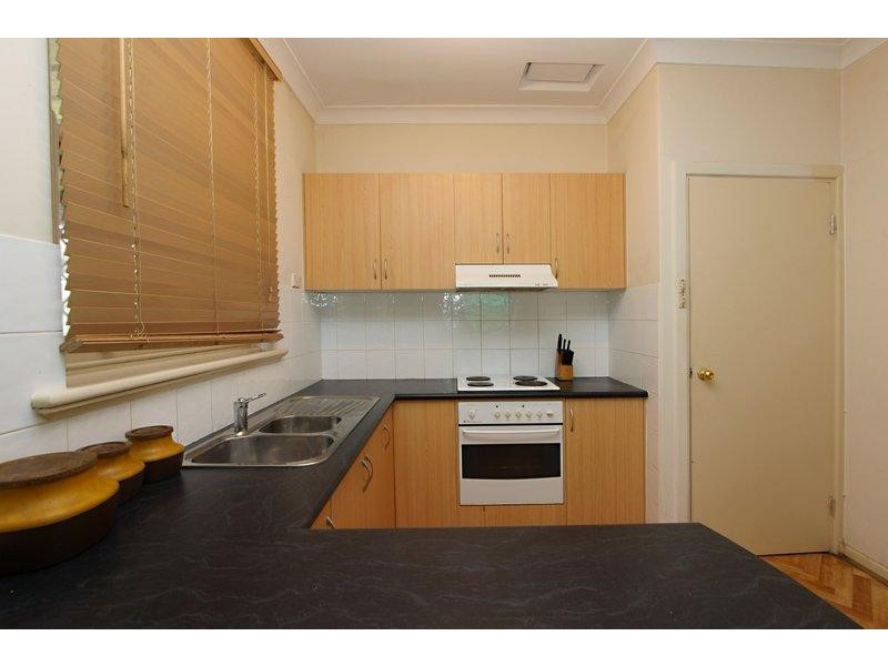 27 Shillabeer Road, Elizabeth Park SA 5113