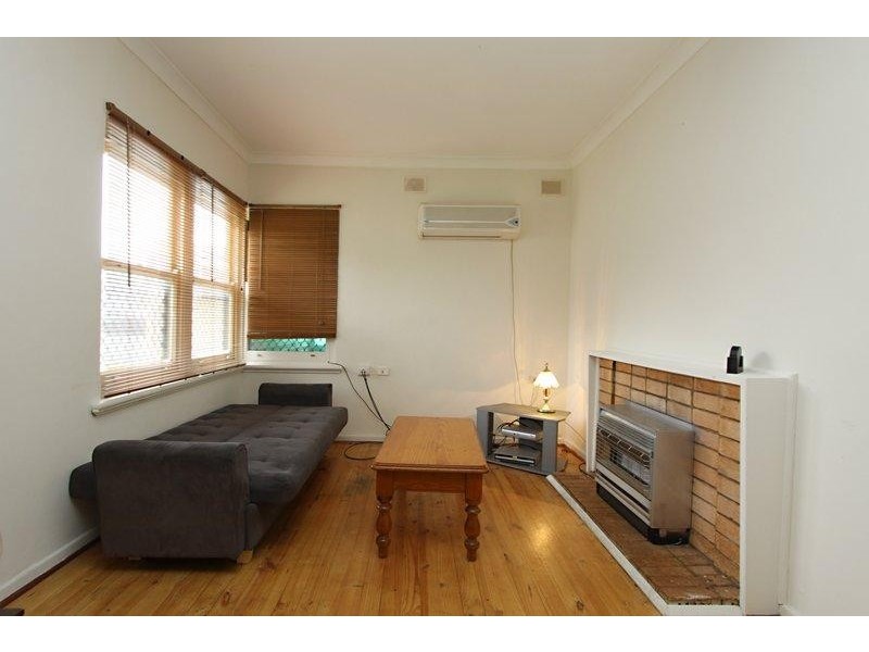 27 Shillabeer Road, Elizabeth Park SA 5113