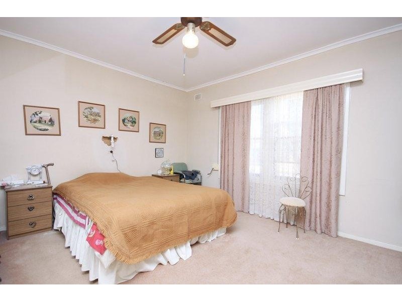26 Crisp Road, Elizabeth Downs SA 5113