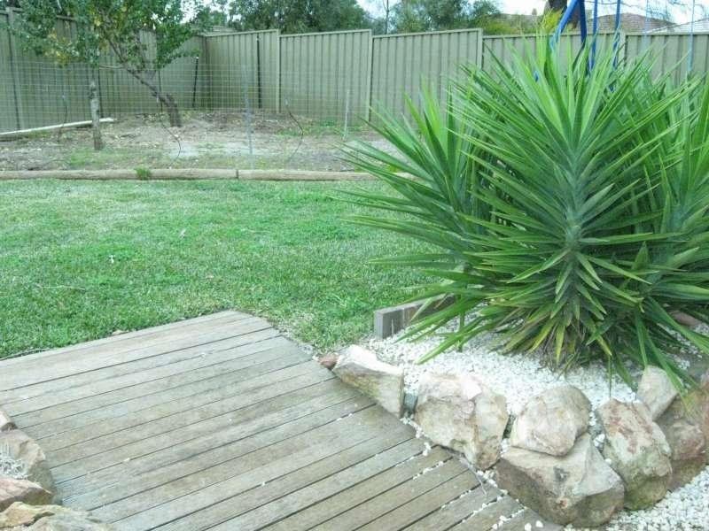 8 Laburnum Gardens, Blakeview SA 5114