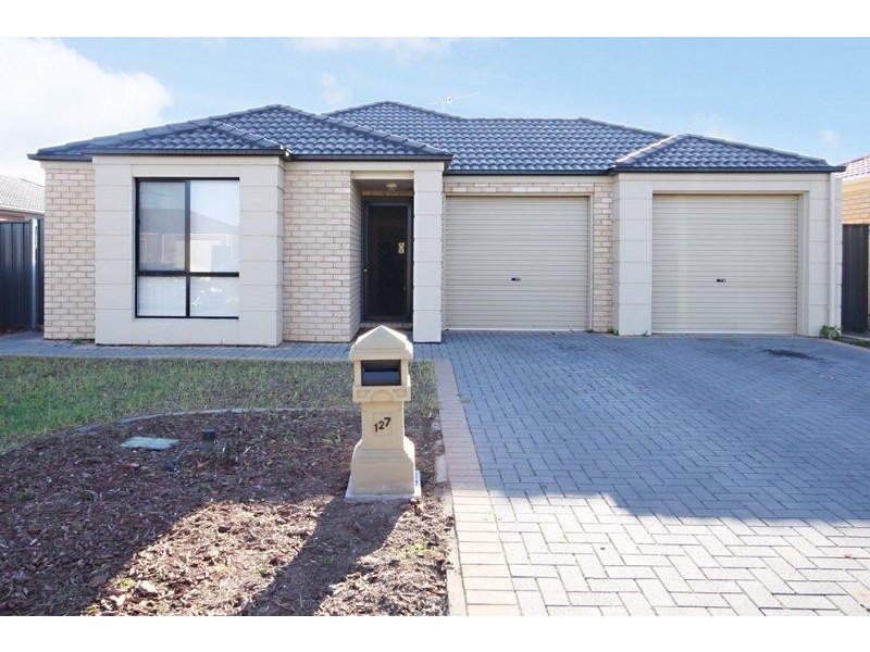 127 Lakeside Drive, Andrews Farm SA 5114