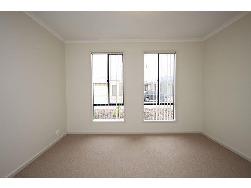 11 Oakwood Circuit, Munno Para West SA 5115