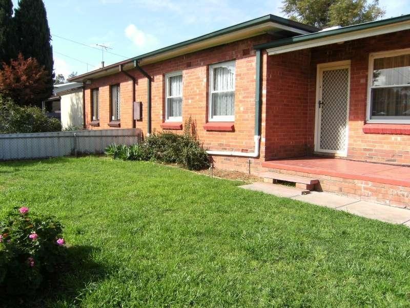 4 Wilkins Road, Elizabeth Downs SA 5113